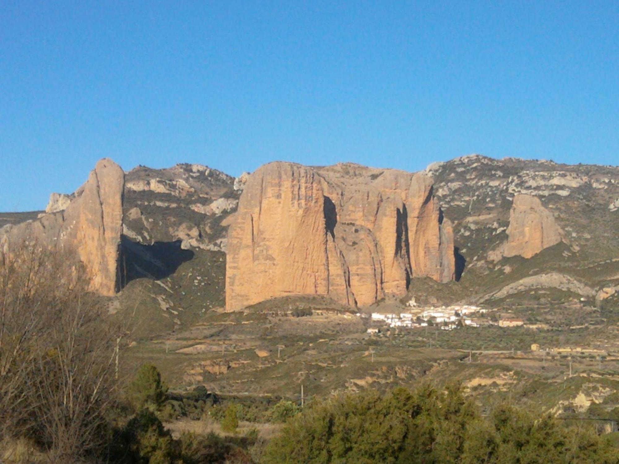 El Churron Larrés Exteriér fotografie